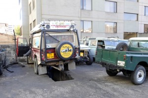 Landrover garage