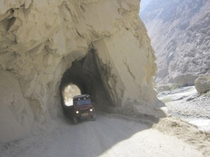 Land rover tunnel