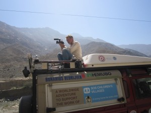 benno on the landrover